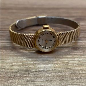 Vintage Timex Gold Watch